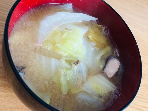 サバ缶味噌汁